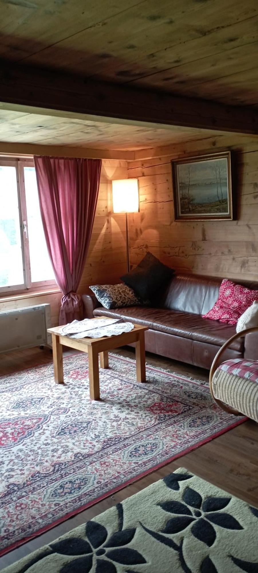 Desalpes Apartment Saxeten Luaran gambar