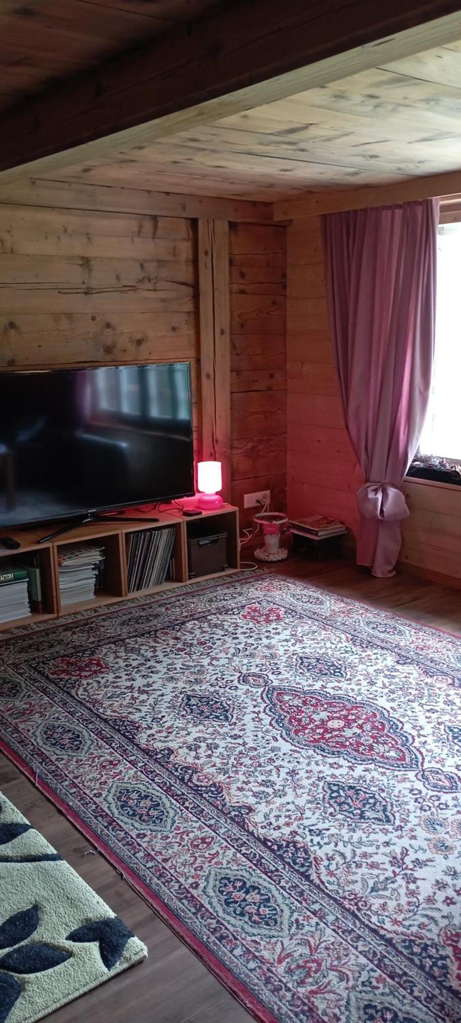 Desalpes Apartment Saxeten Luaran gambar